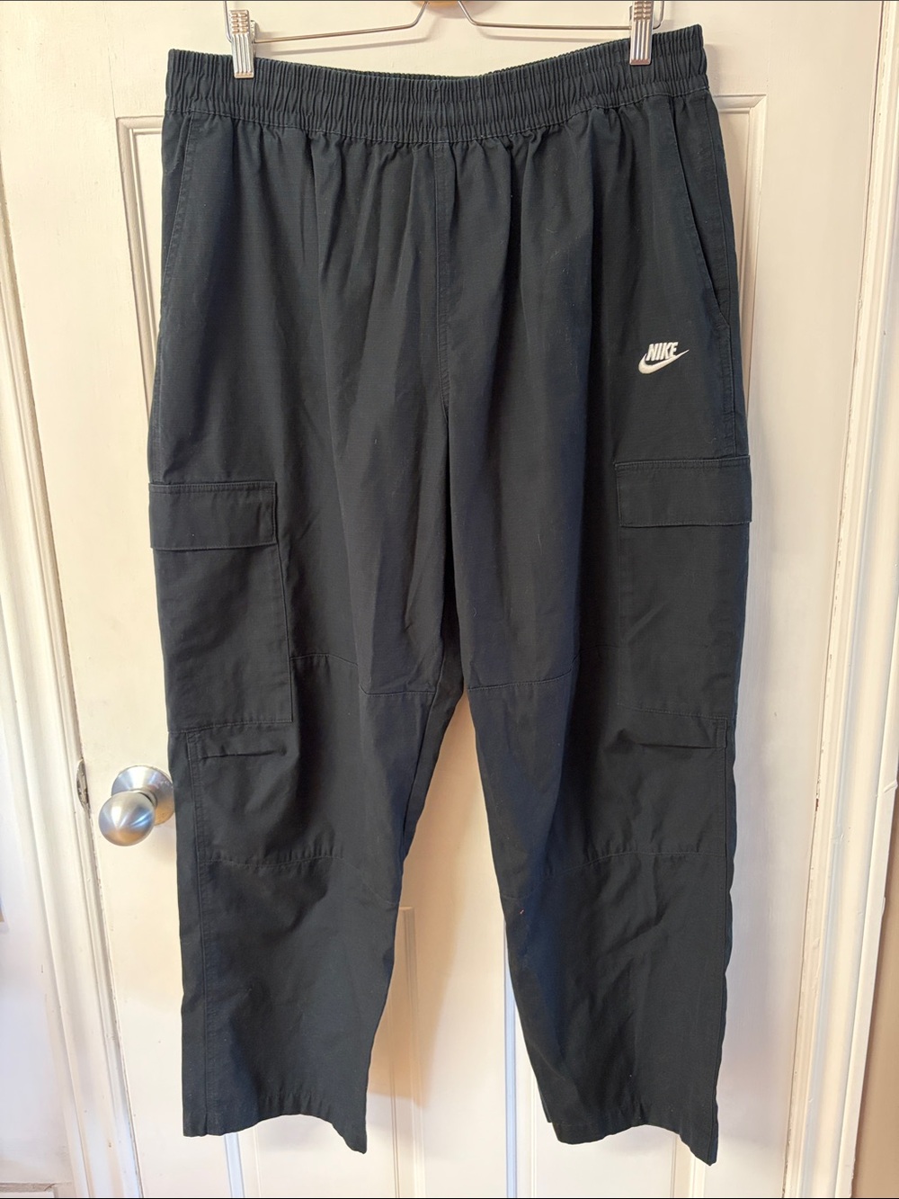 Nike Club Woven Cargo Pants - Black size XXL men’s straight leg pants